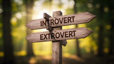 Unterschied zwischen introvertiert und extrovertiert